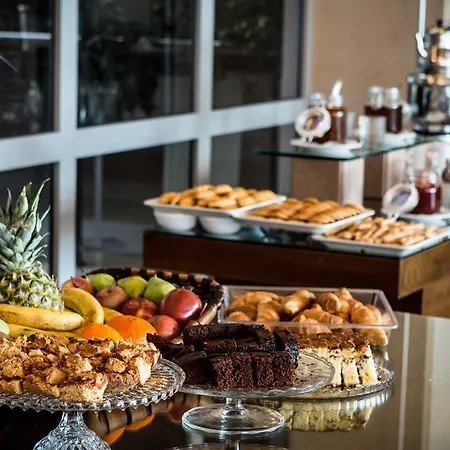 Elpida & Hotel 4*