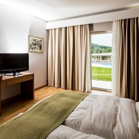 Hotel Elpida & Serres
