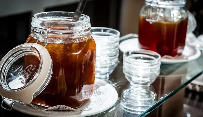 Elpida & Hotel Serres